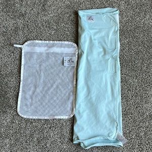 The Ollie Swaddle - sky blue